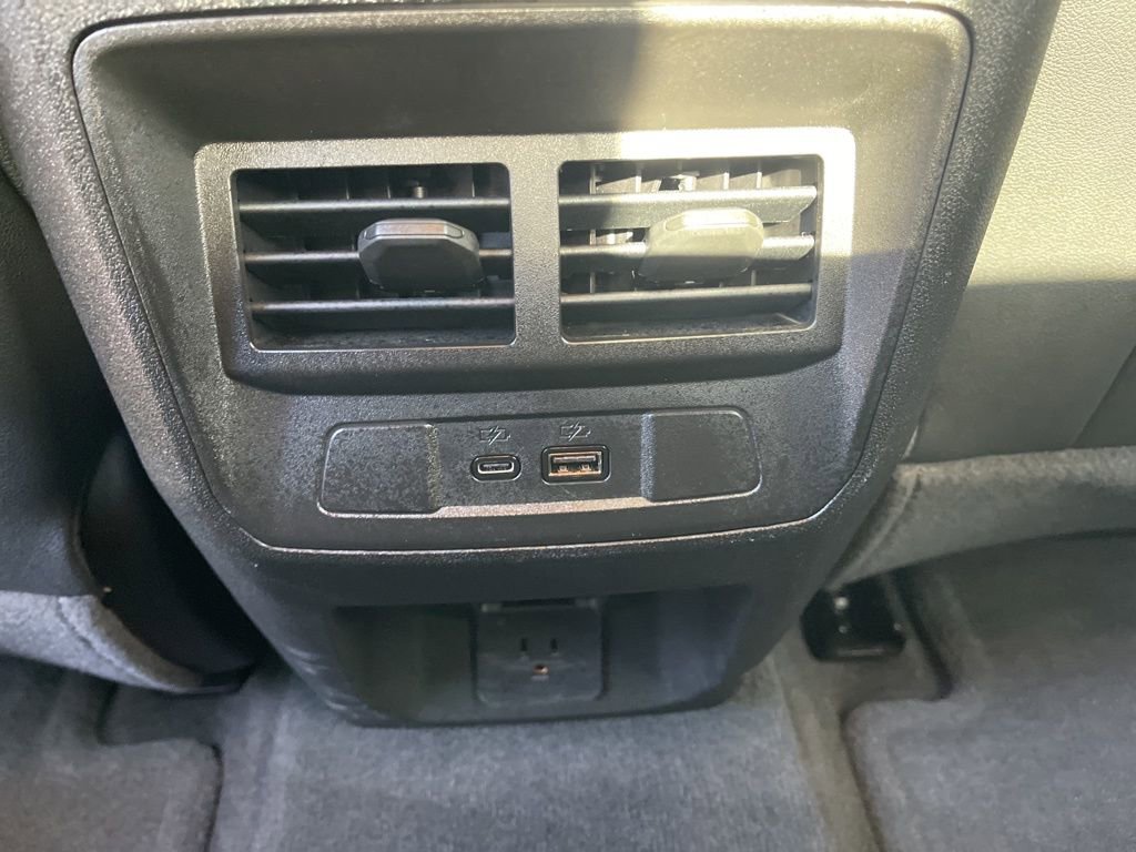 New 2025 Chevrolet Colorado LT w/ LT Convenience Package image 14