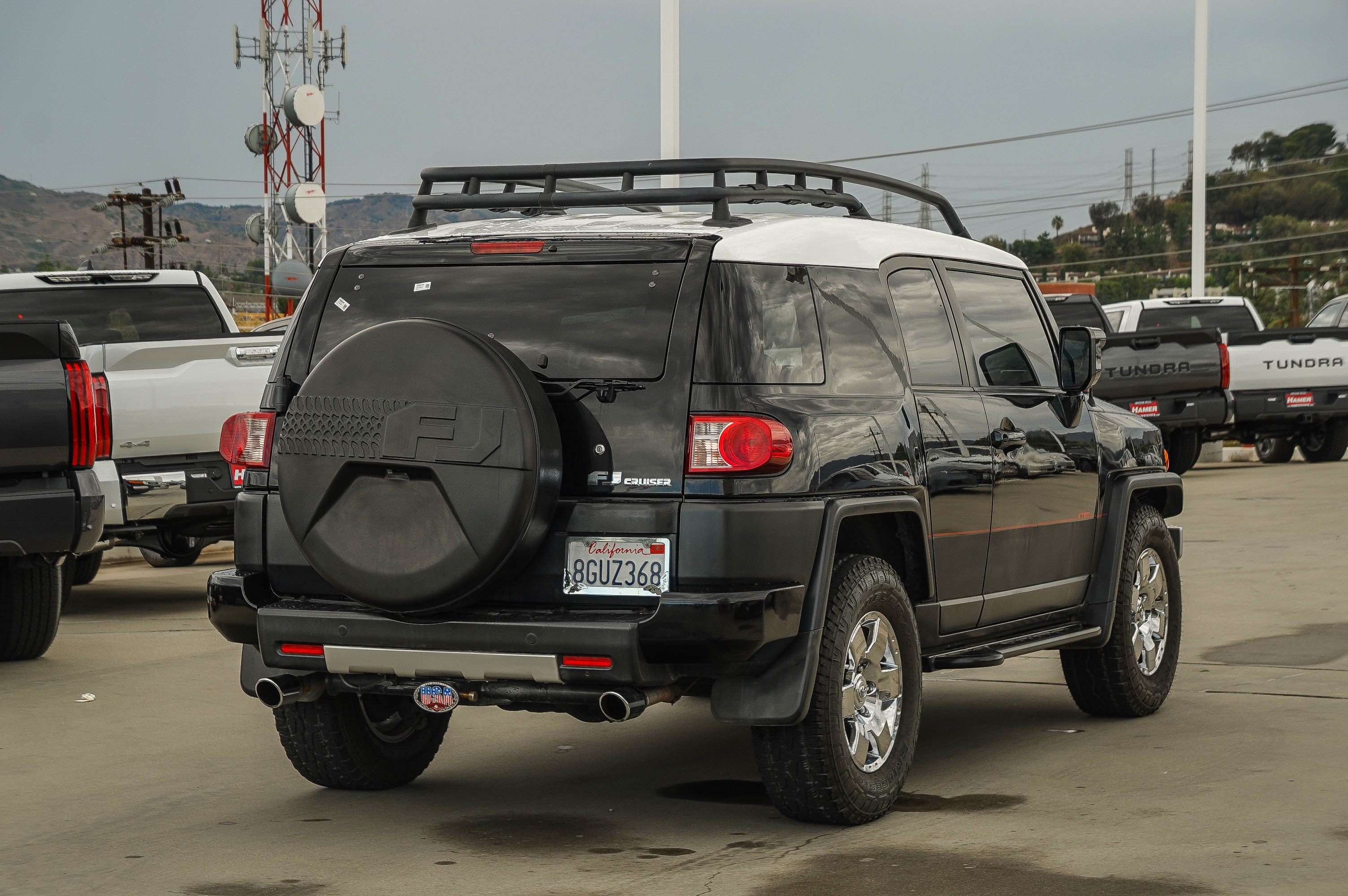 Used 2009 Toyota FJ Cruiser 2WD w/ Upgrade Pkg 2 image 7