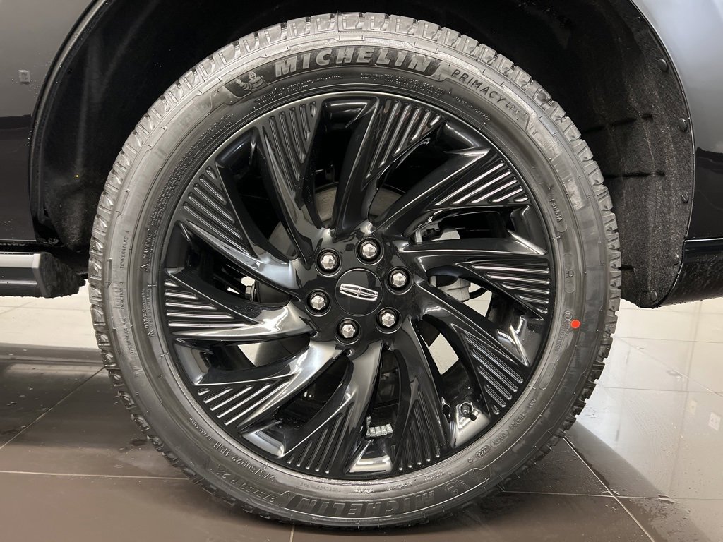 New 2026 Lincoln Navigator Reserve image 7