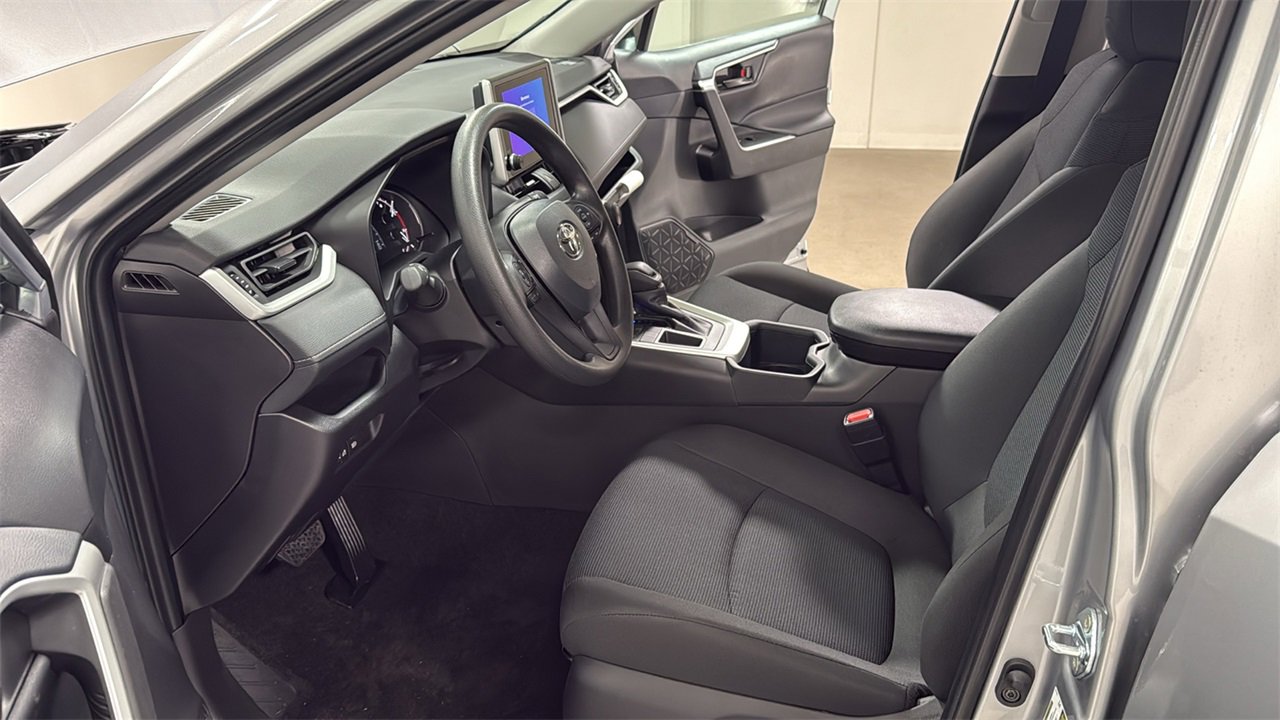 New 2025 Toyota RAV4 LE image 12