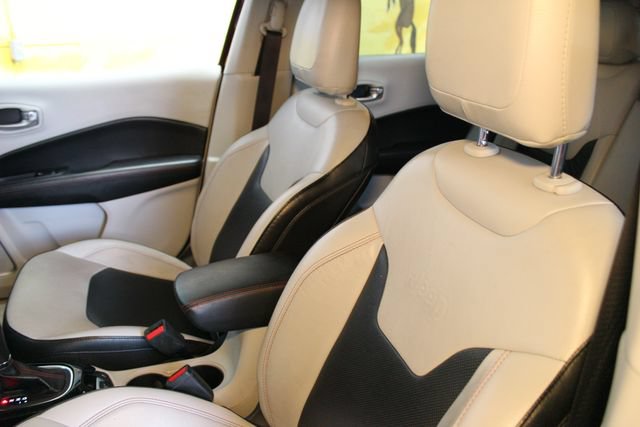 Used 2021 Jeep Compass Limited AWD/4WD image 18