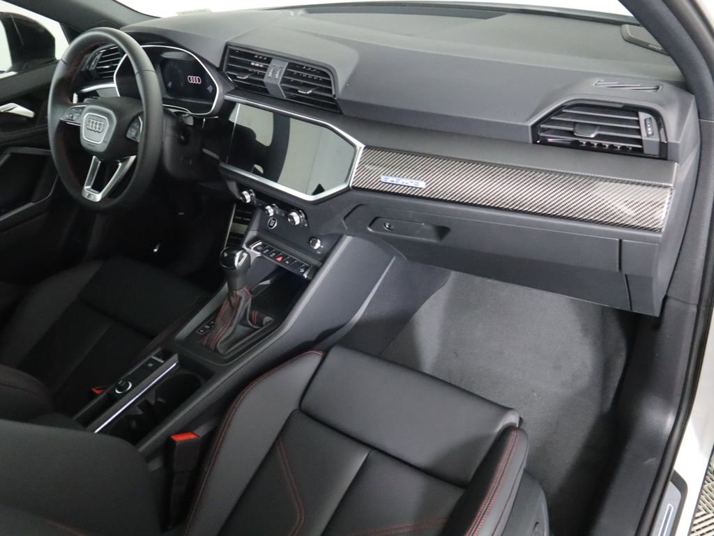 Used 2025 Audi Q3 2.0T Premium Plus w/ Premium Plus Package image 19