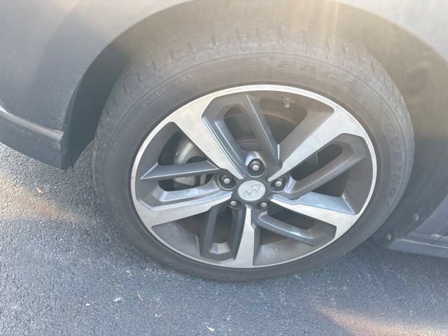 Used 2018 Hyundai Kona Limited FWD image 4