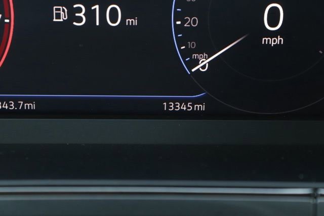 Used 2024 Volkswagen Taos SEL image 31