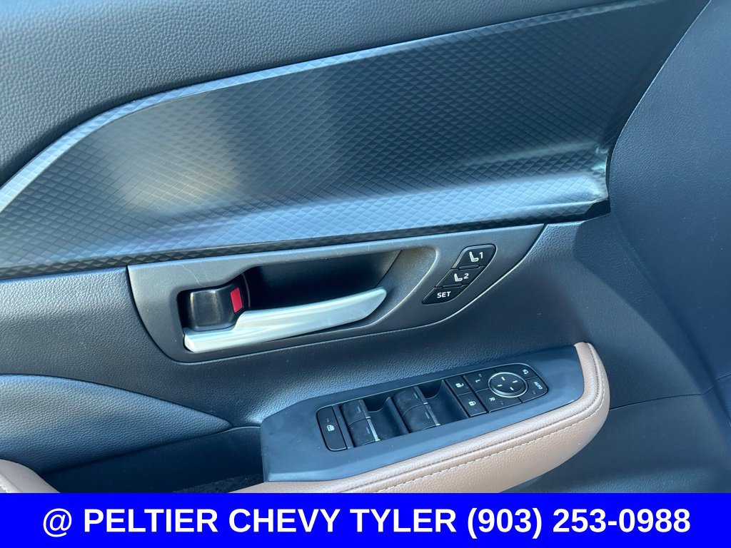 Used 2026 Toyota Grand Highlander AWD Hybrid image 12