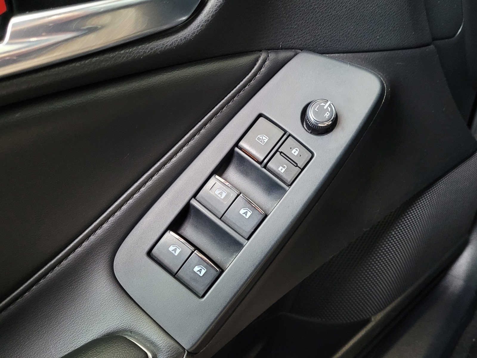 Certified 2022 Toyota Avalon XLE image 15