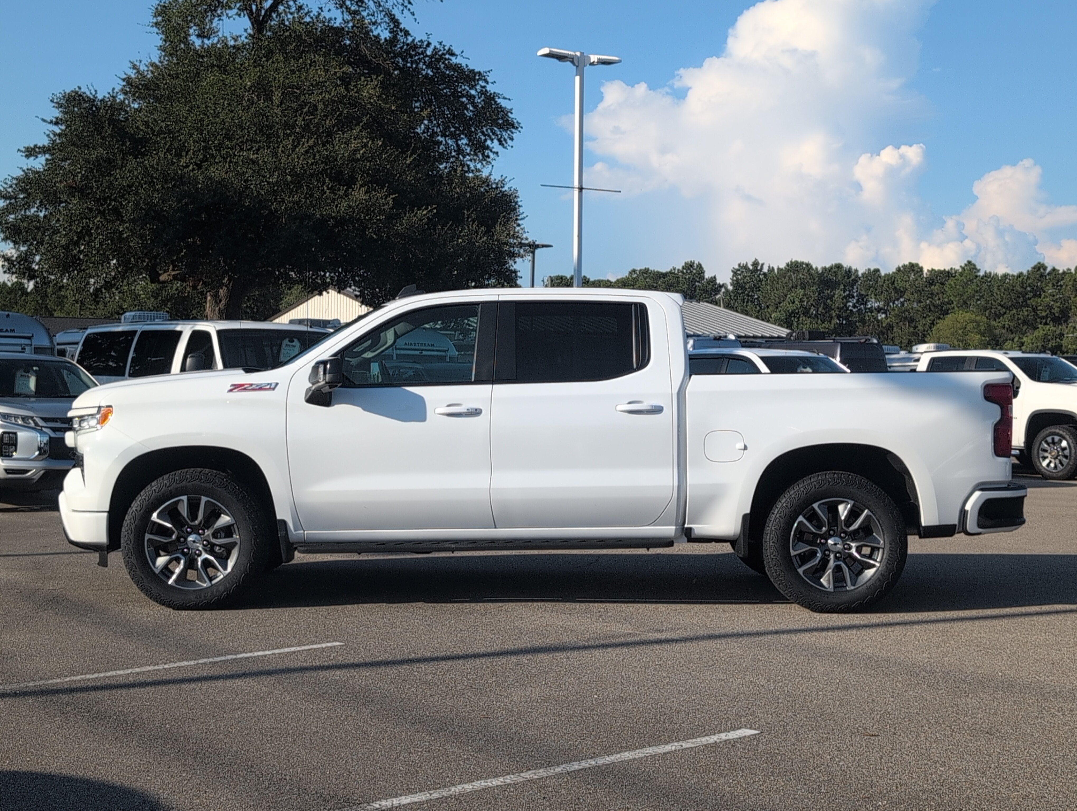 Used 2023 Chevrolet Silverado 1500 RST w/ All Star Edition Plus AWD/4WD image 2