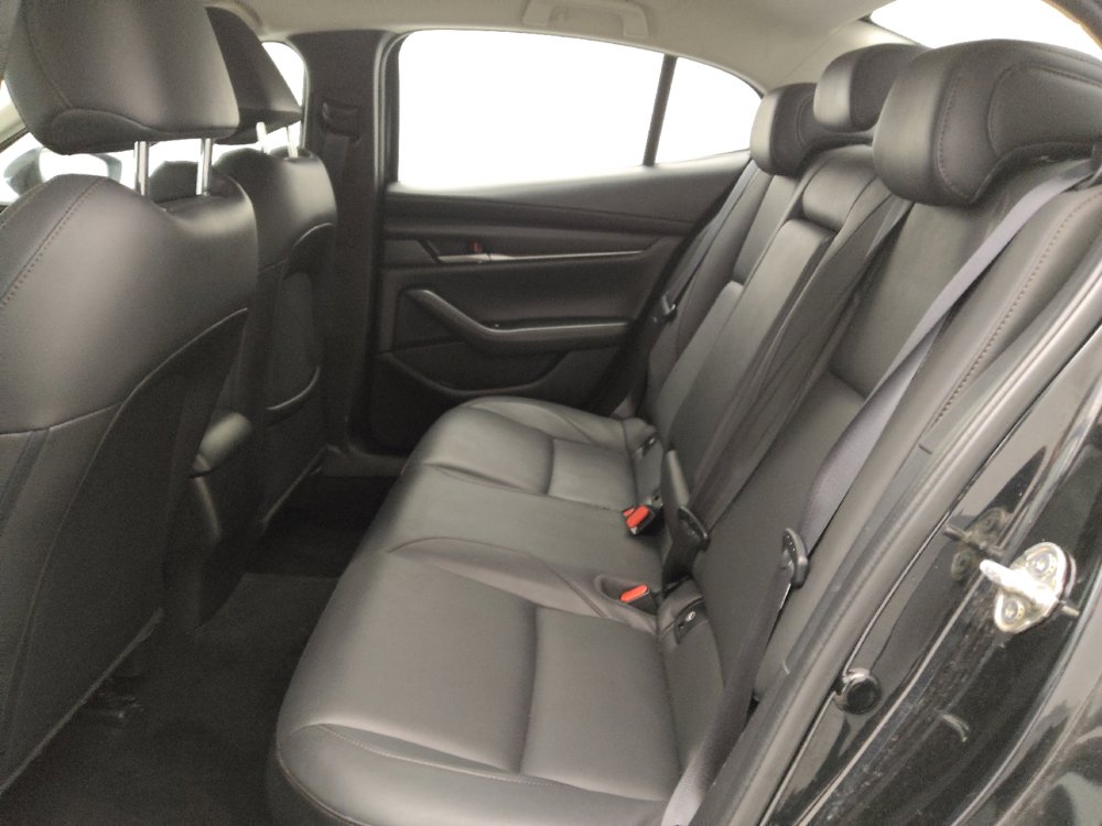 Used 2023 MAZDA MAZDA3 s FWD image 18