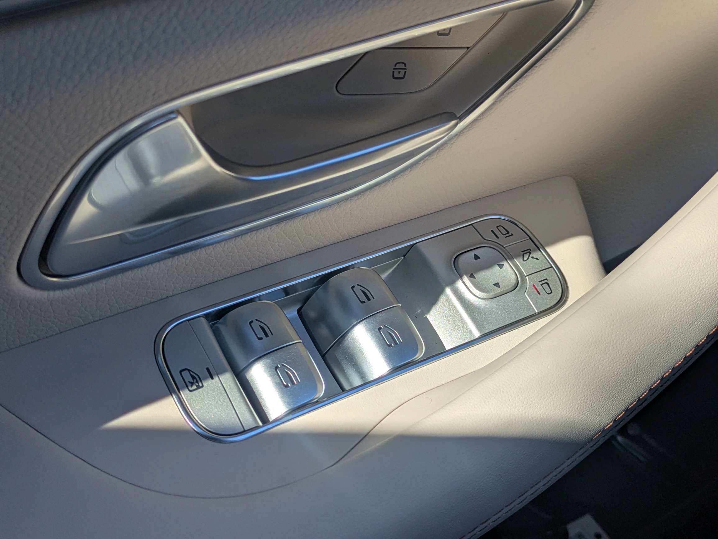 New 2027 Mercedes-Benz GLE 53e AMG 4MATIC image 22
