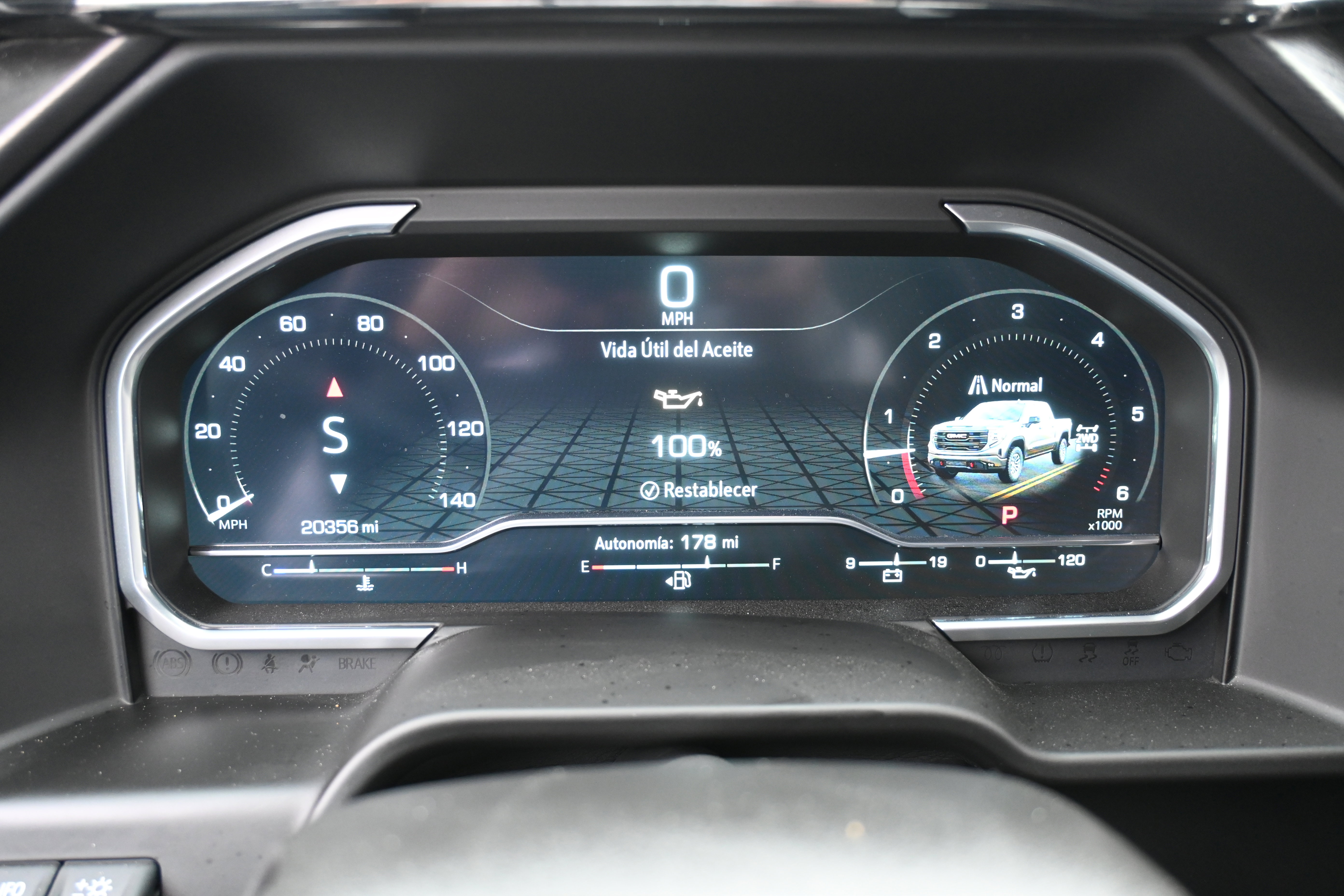 Used 2023 GMC Sierra 1500 AT4 w/ AT4 Premium Package image 18