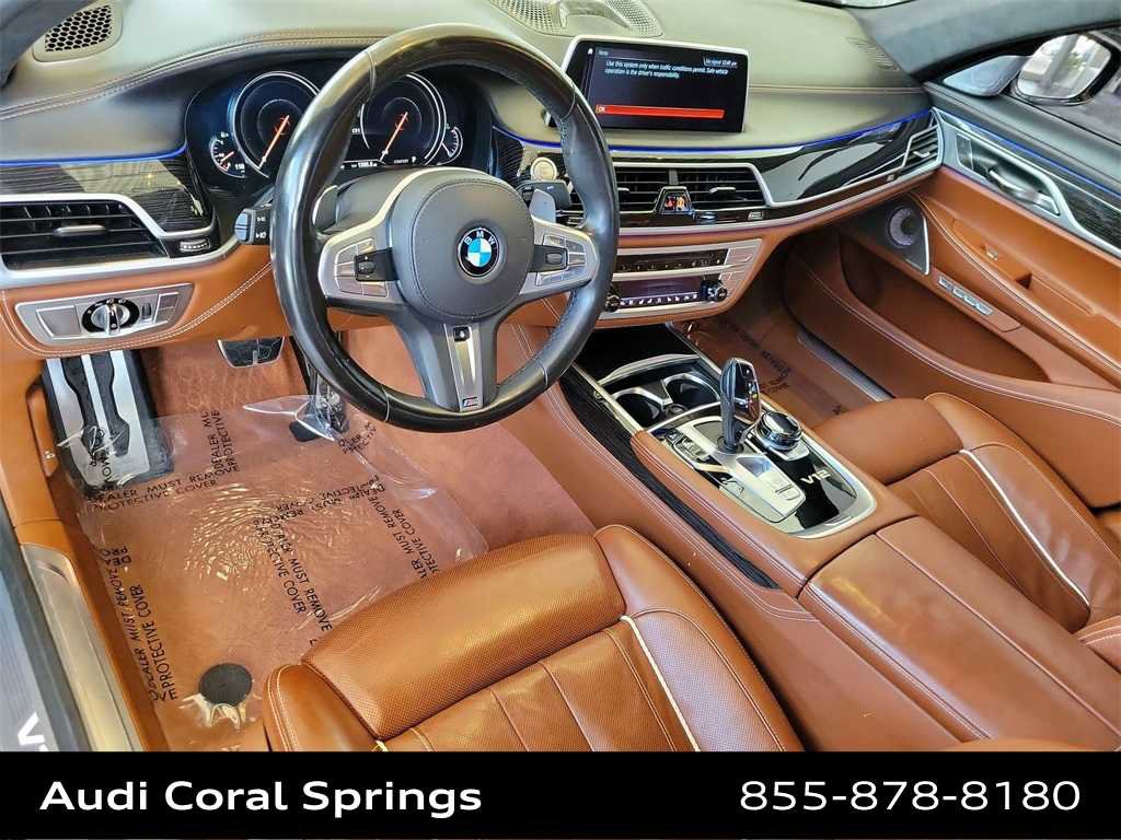 Used 2018 BMW M760i xDrive image 2