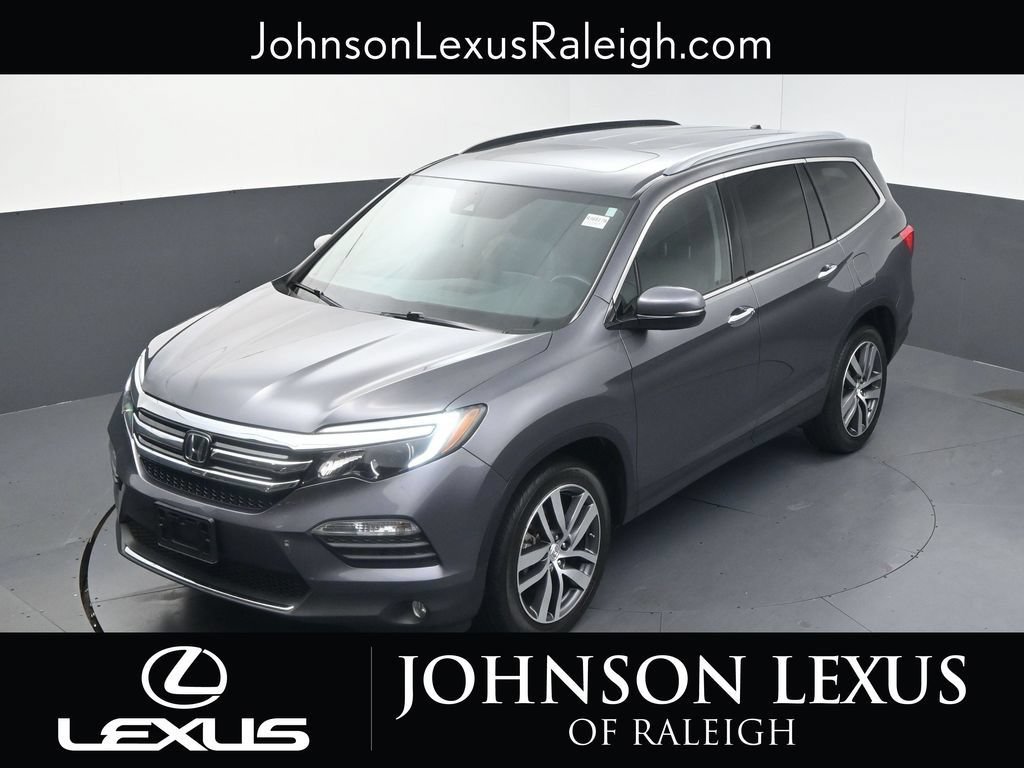 Used 2017 Honda Pilot Touring image 25