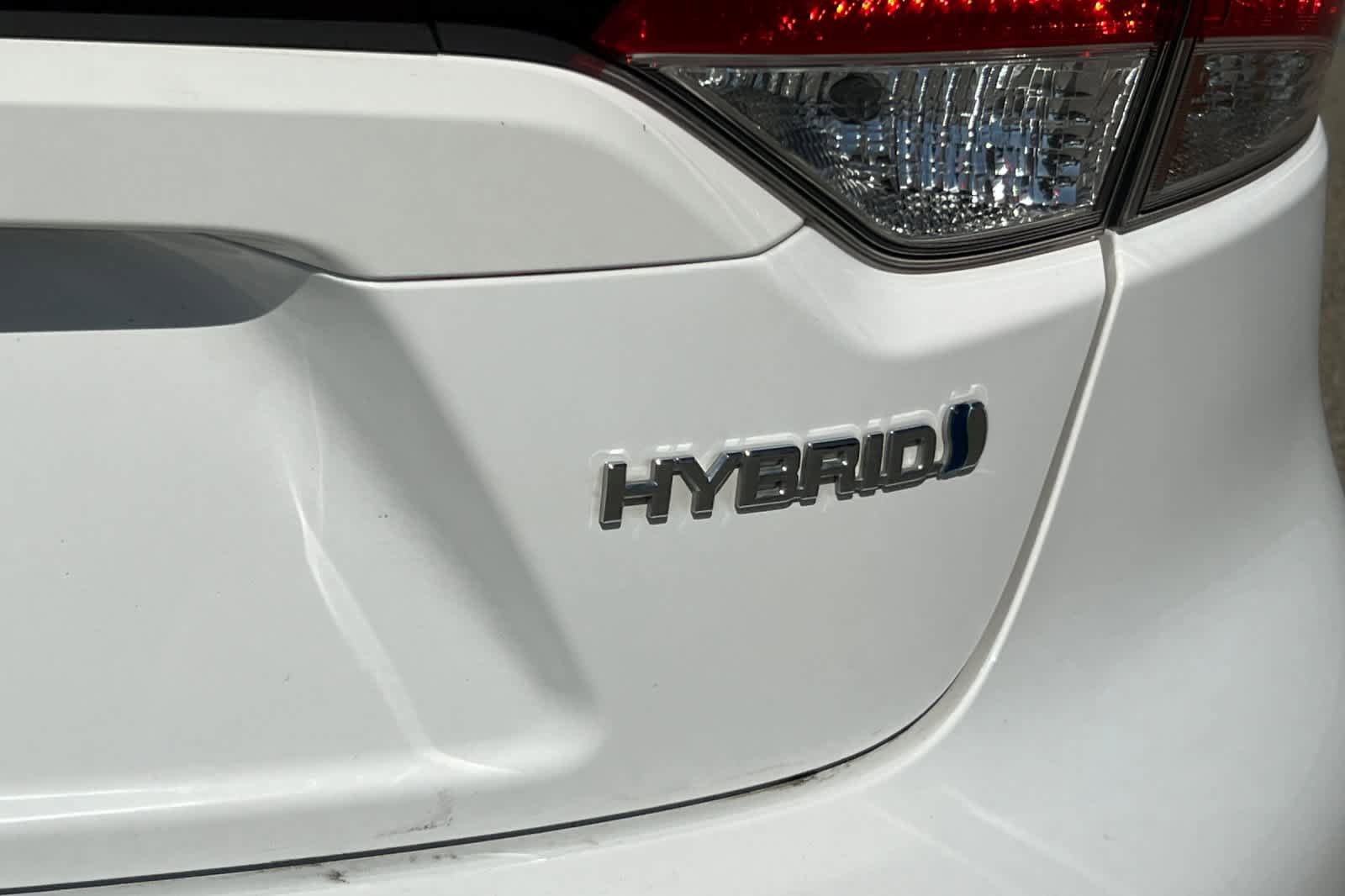 Used 2022 Toyota Corolla LE FWD image 21