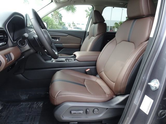 New 2026 Honda Pilot Touring image 7