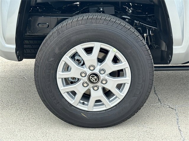 New 2025 Toyota Tacoma SR5 image 7