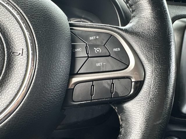 Used 2022 Jeep Renegade Latitude w/ Convenience Group AWD/4WD image 22