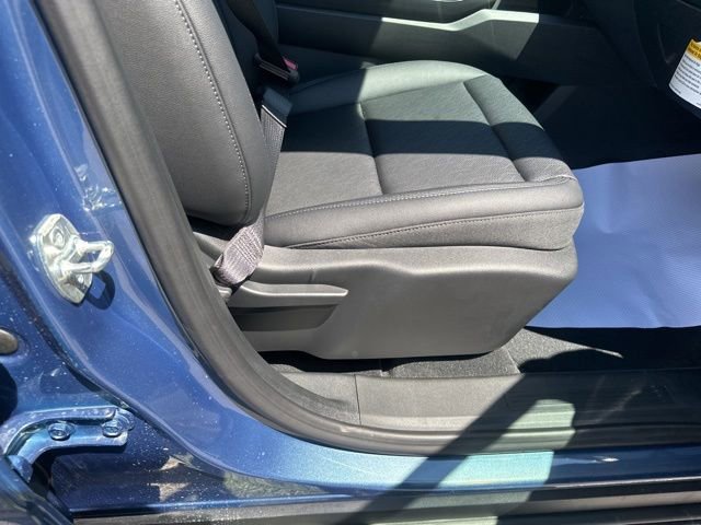 New 2026 Chevrolet Equinox LT w/ Convenience Package II image 31