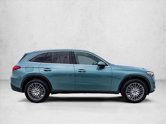 New 2027 Mercedes-Benz GLC 300 4MATIC image 4