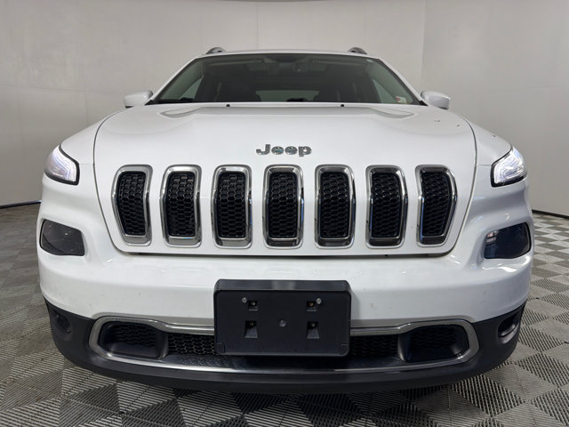 Used 2018 Jeep Cherokee Limited AWD/4WD image 10