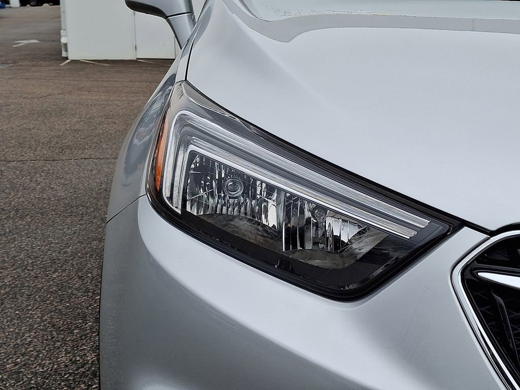 Used 2022 Buick Encore Preferred w/ Safety Package image 13