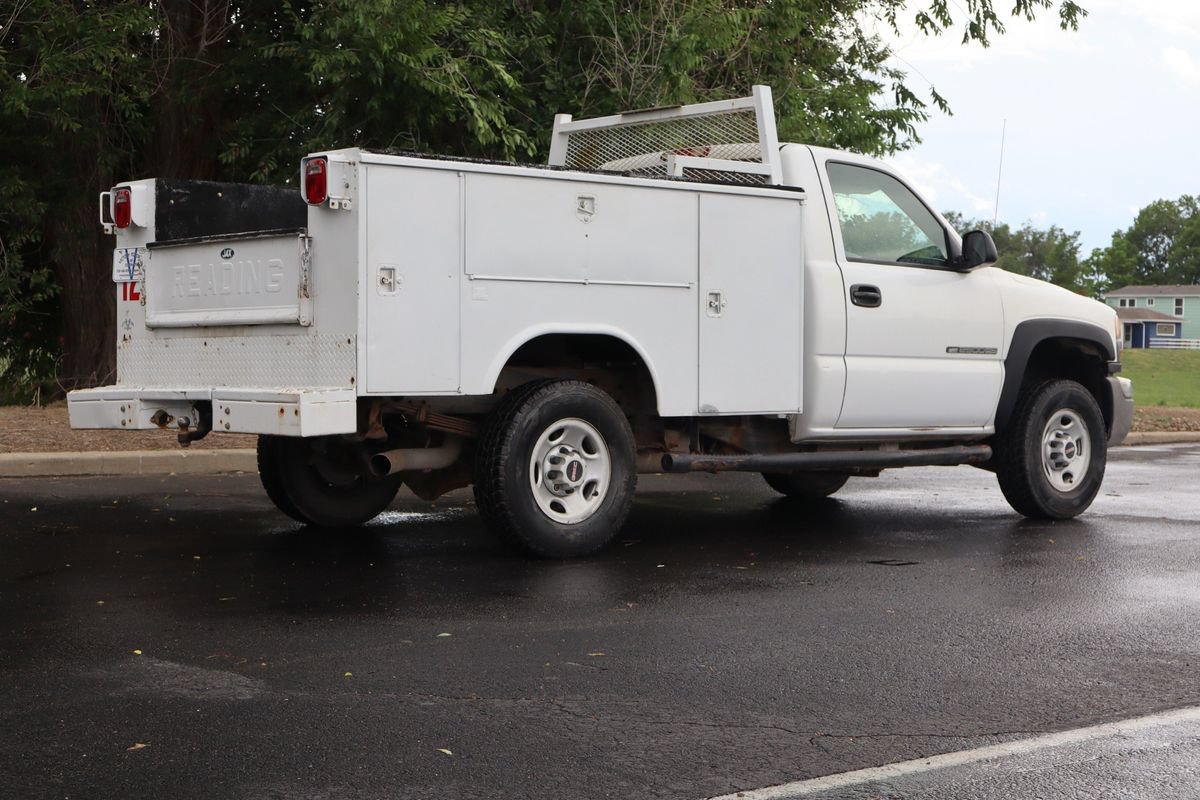 Used 2006 GMC Sierra 2500 W/T RWD image 5