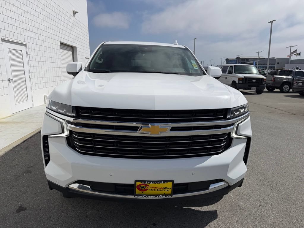 Used 2024 Chevrolet Suburban LT RWD image 9