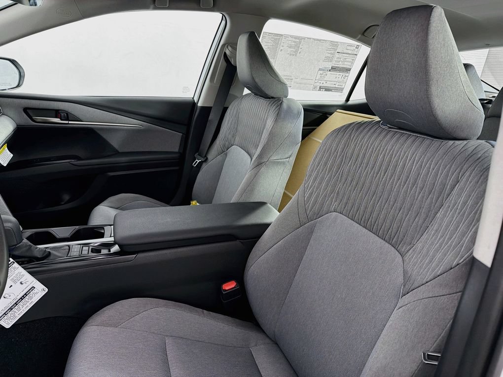 New 2026 Toyota Camry LE FWD image 31