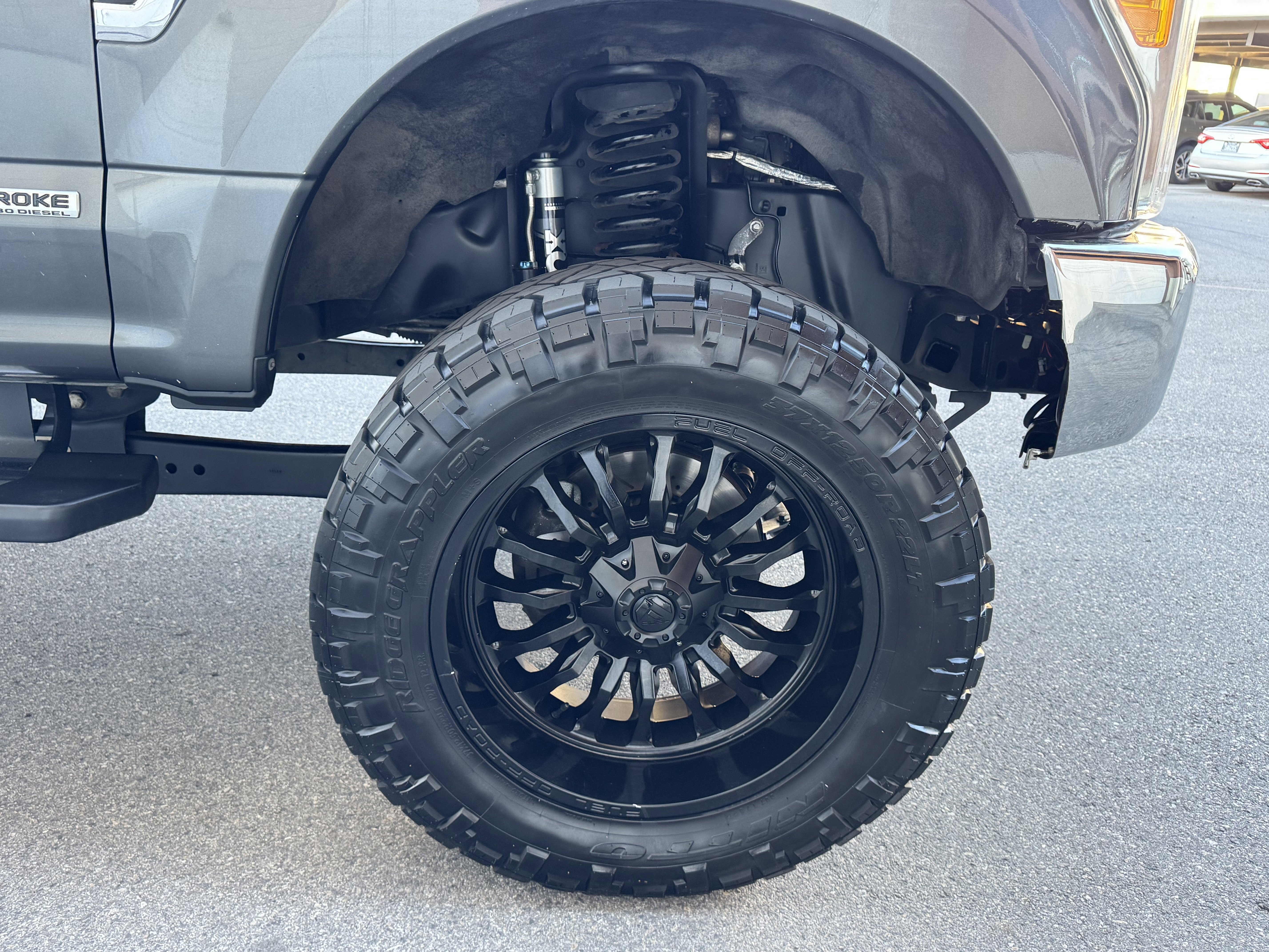 Used 2017 Ford F350 Lariat w/ Lariat Value Package image 6