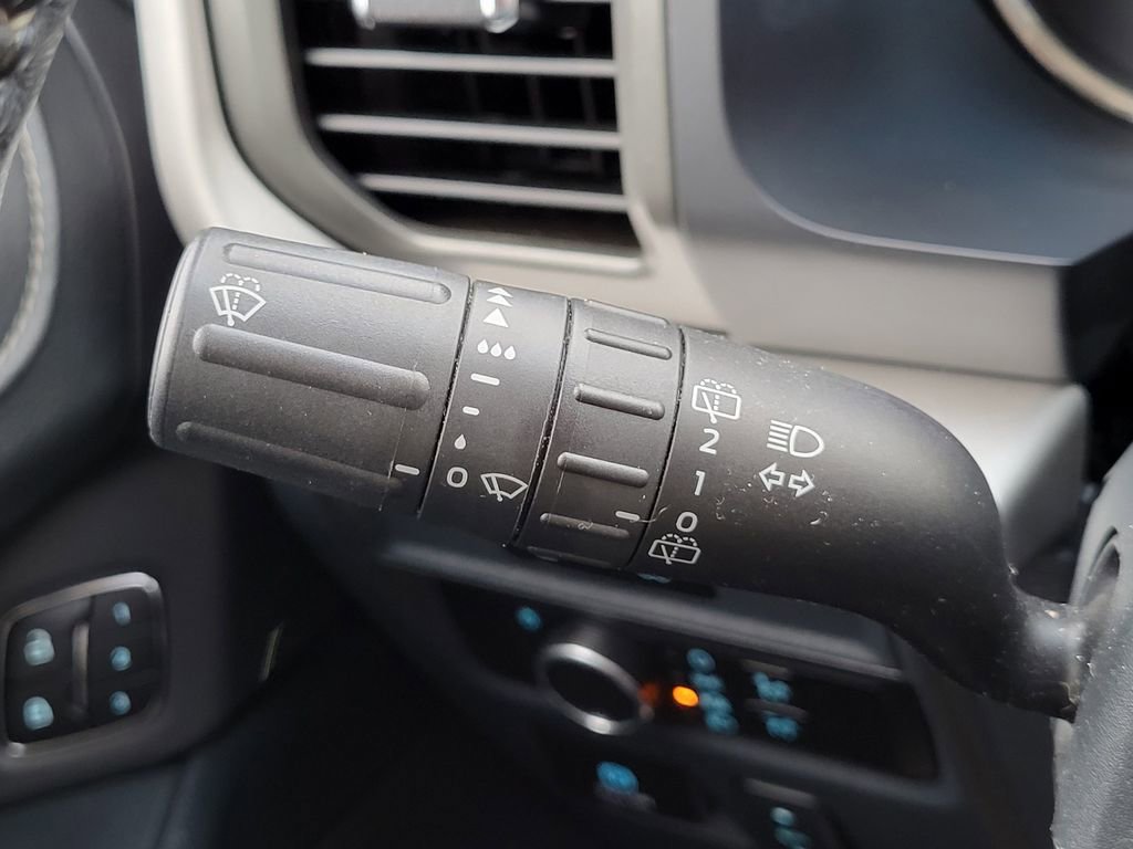 Certified 2023 Ford Expedition Max XLT image 33