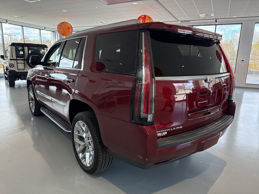 Used 2019 Cadillac Escalade Premium Luxury image 7