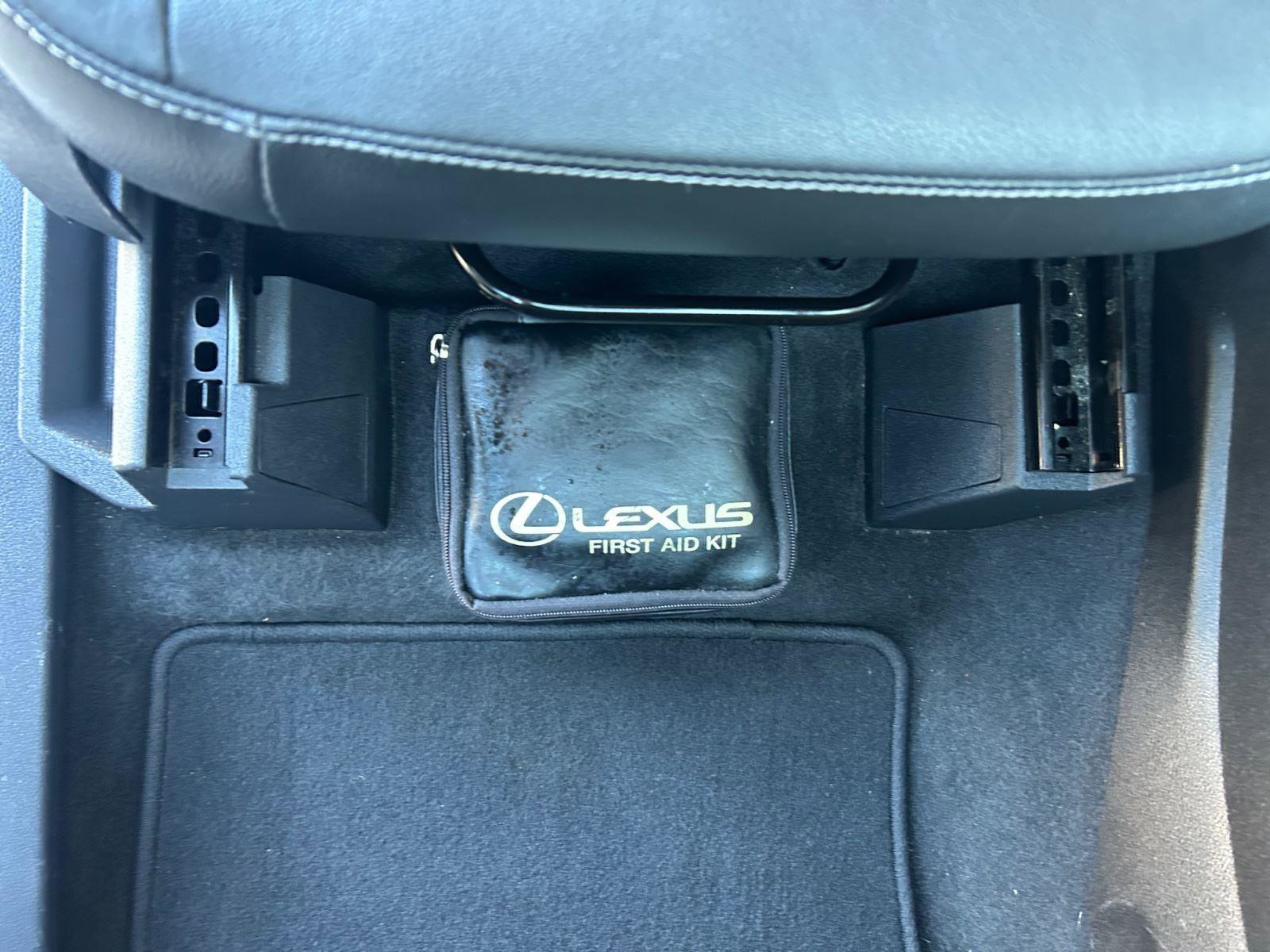 Used 2013 Ford C-MAX SEL FWD image 16