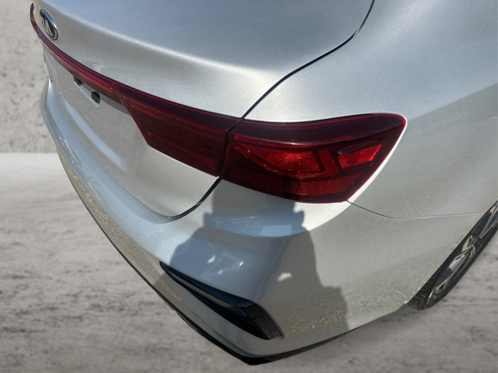 Used 2020 Kia Forte LXS FWD image 22