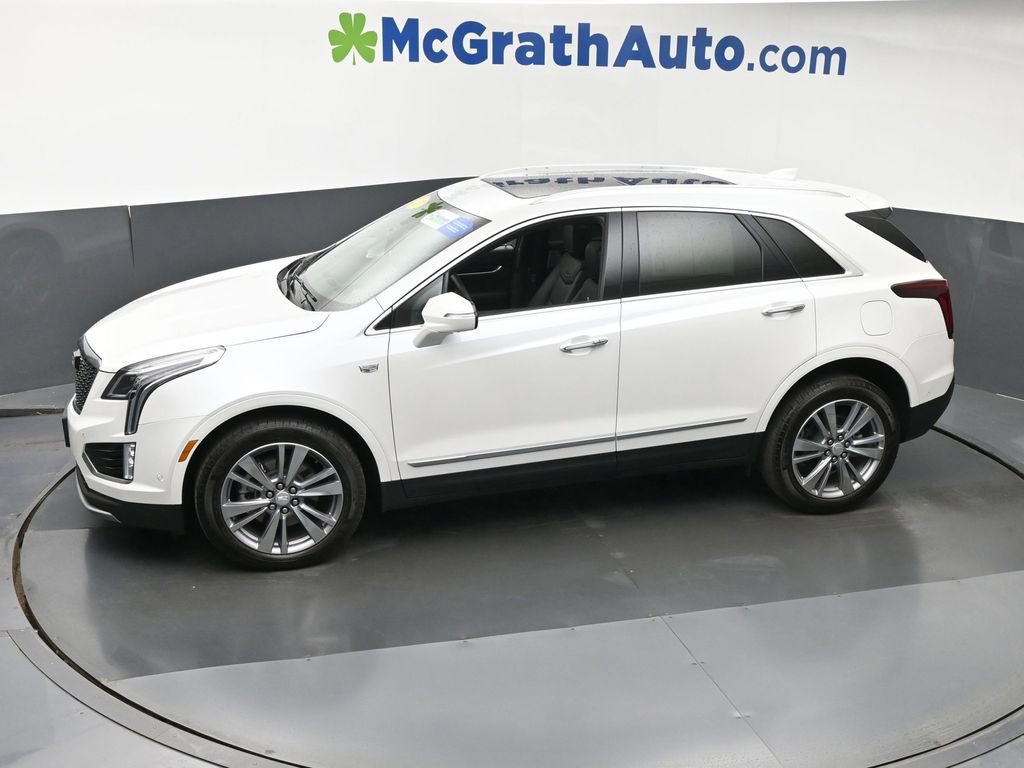 Used 2025 Cadillac XT5 Premium Luxury w/ Technology Package AWD/4WD image 24