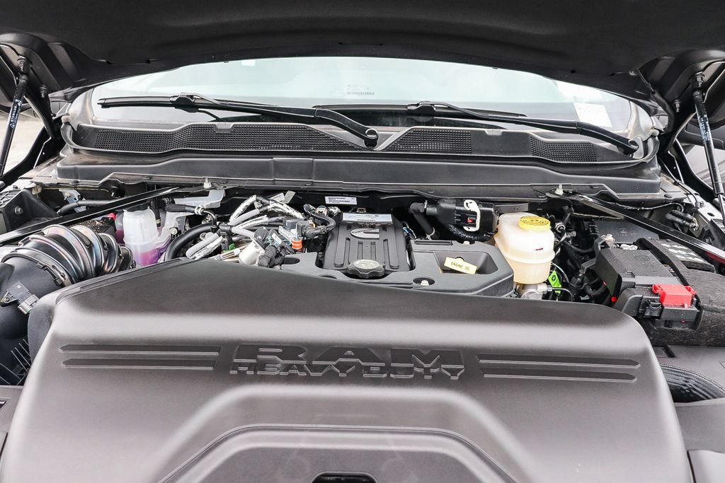 New 2026 RAM 3500 Tradesman AWD/4WD image 31