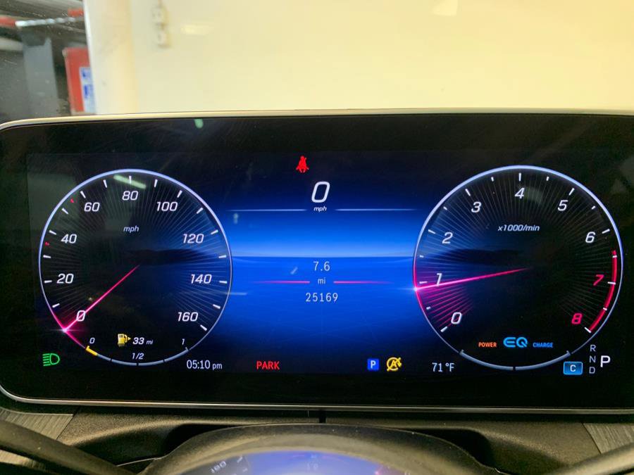 Used 2022 Mercedes-Benz C 300 4MATIC Sedan w/ Pinnacle Trim Package image 25