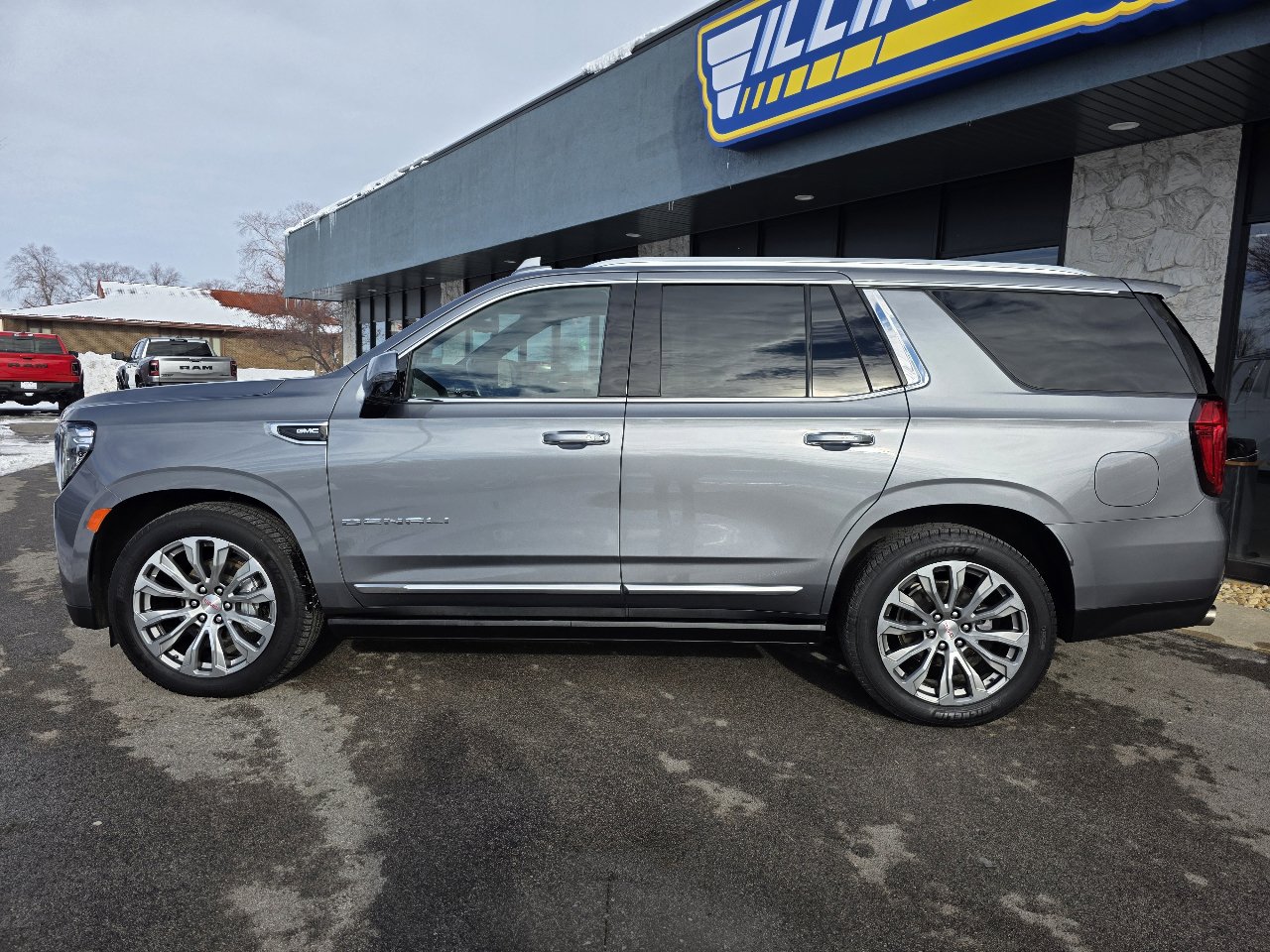 Used 2021 GMC Yukon Denali w/ Denali Ultimate Package image 10