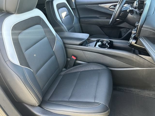 Used 2024 Chevrolet Blazer EV LT AWD/4WD image 11