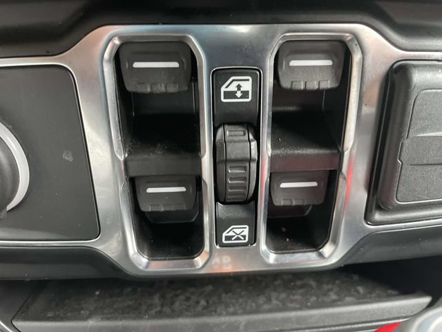 Certified 2022 Jeep Wrangler Unlimited Sahara AWD/4WD image 22