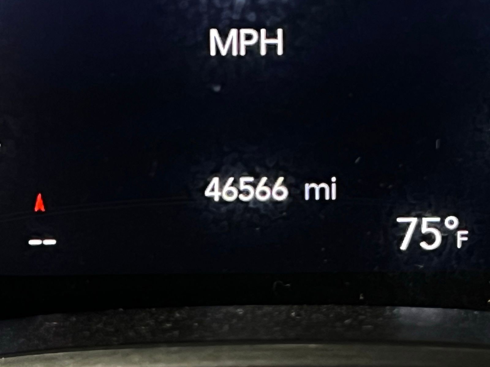 Used 2024 Chrysler Pacifica Touring-L image 11