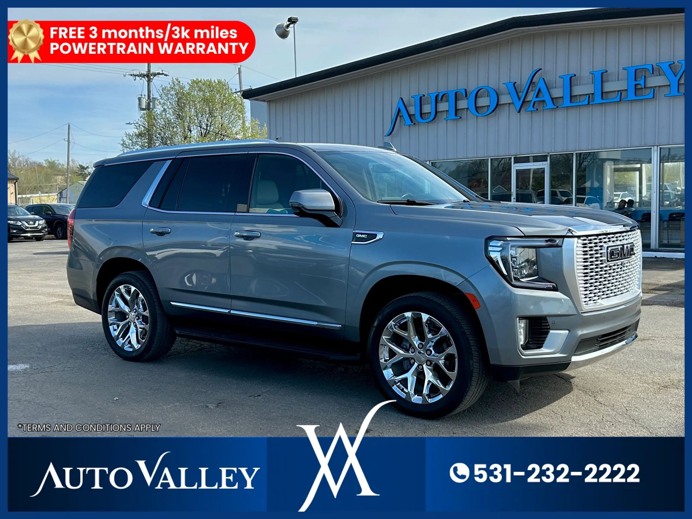 Used 2021 GMC Yukon SLT w/ SLT Luxury Package image 1