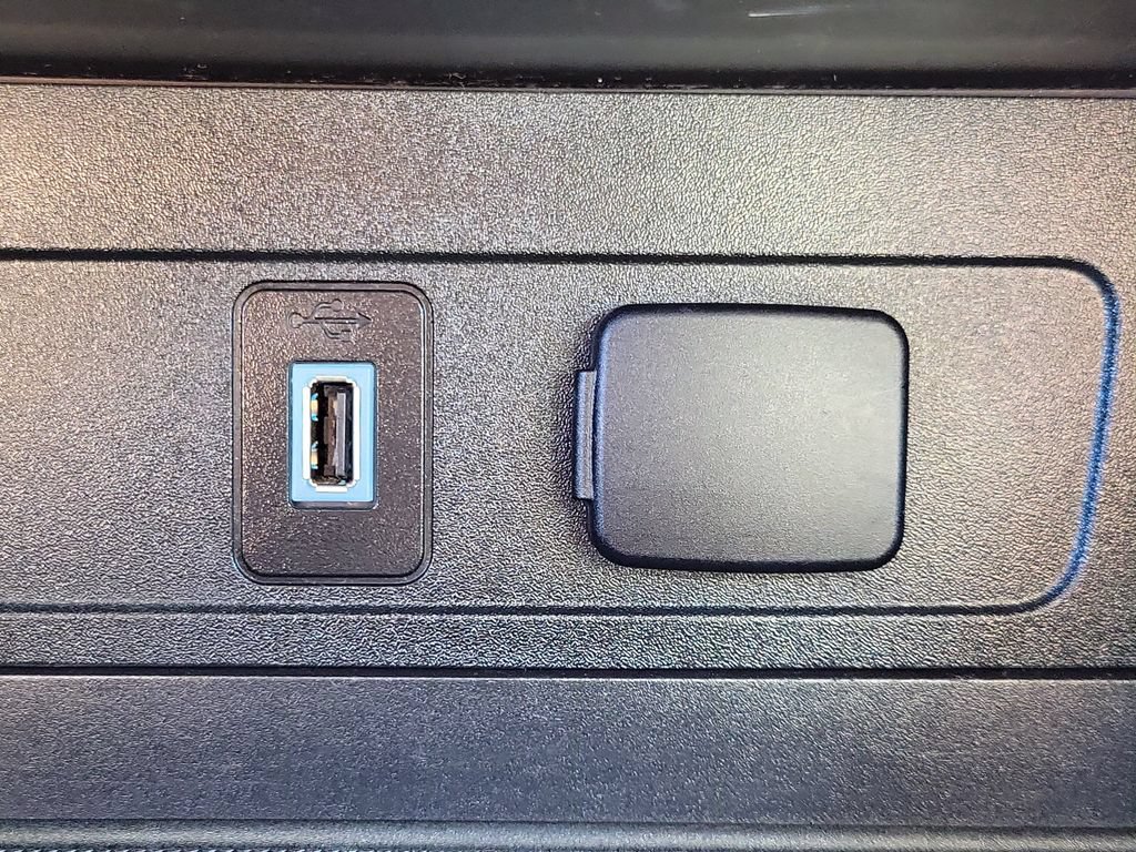 Certified 2018 Ford Escape SE AWD/4WD image 29