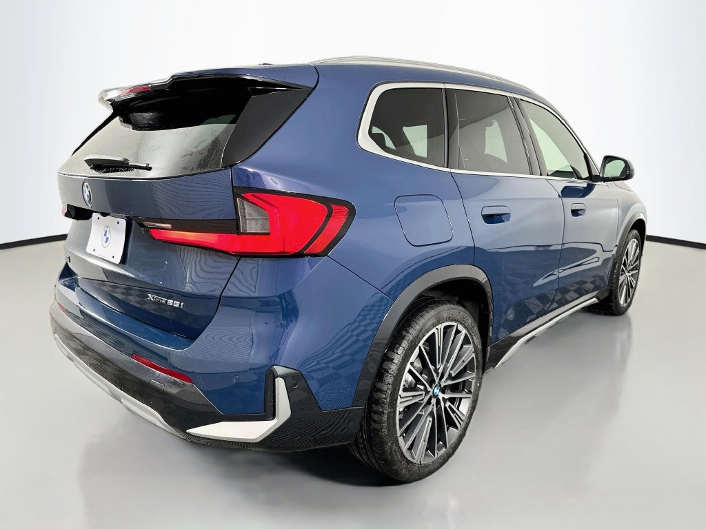 New 2027 BMW X1 xDrive28i w/ Technology Package AWD/4WD image 5