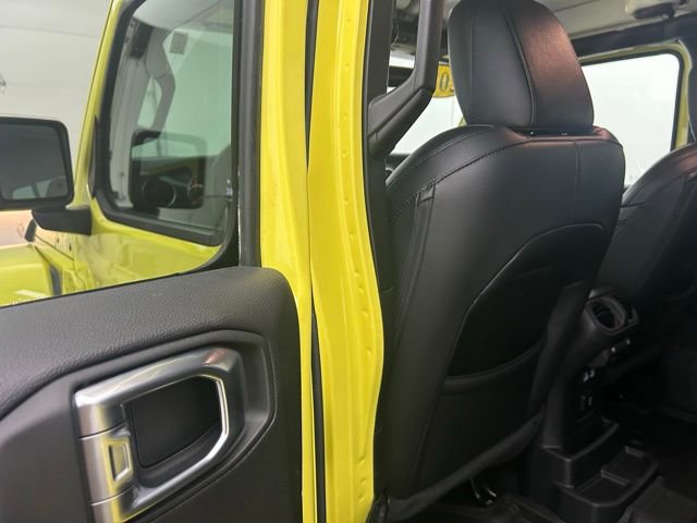 Used 2022 Jeep Wrangler Unlimited Sahara w/ Cold Weather Group image 29