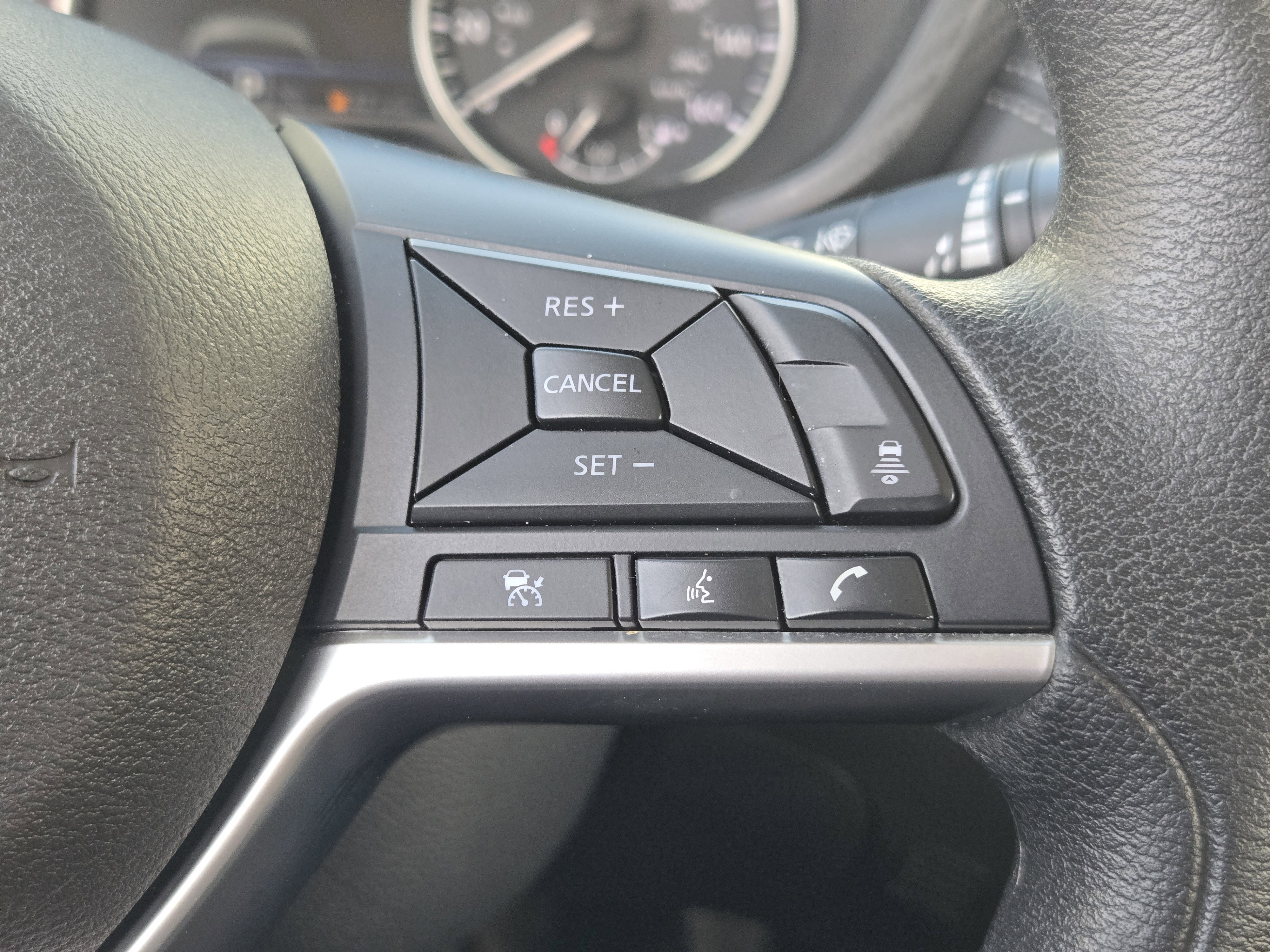 Used 2024 Nissan Sentra SV image 31