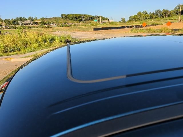Used 2024 RAM 1500 Laramie AWD/4WD image 19