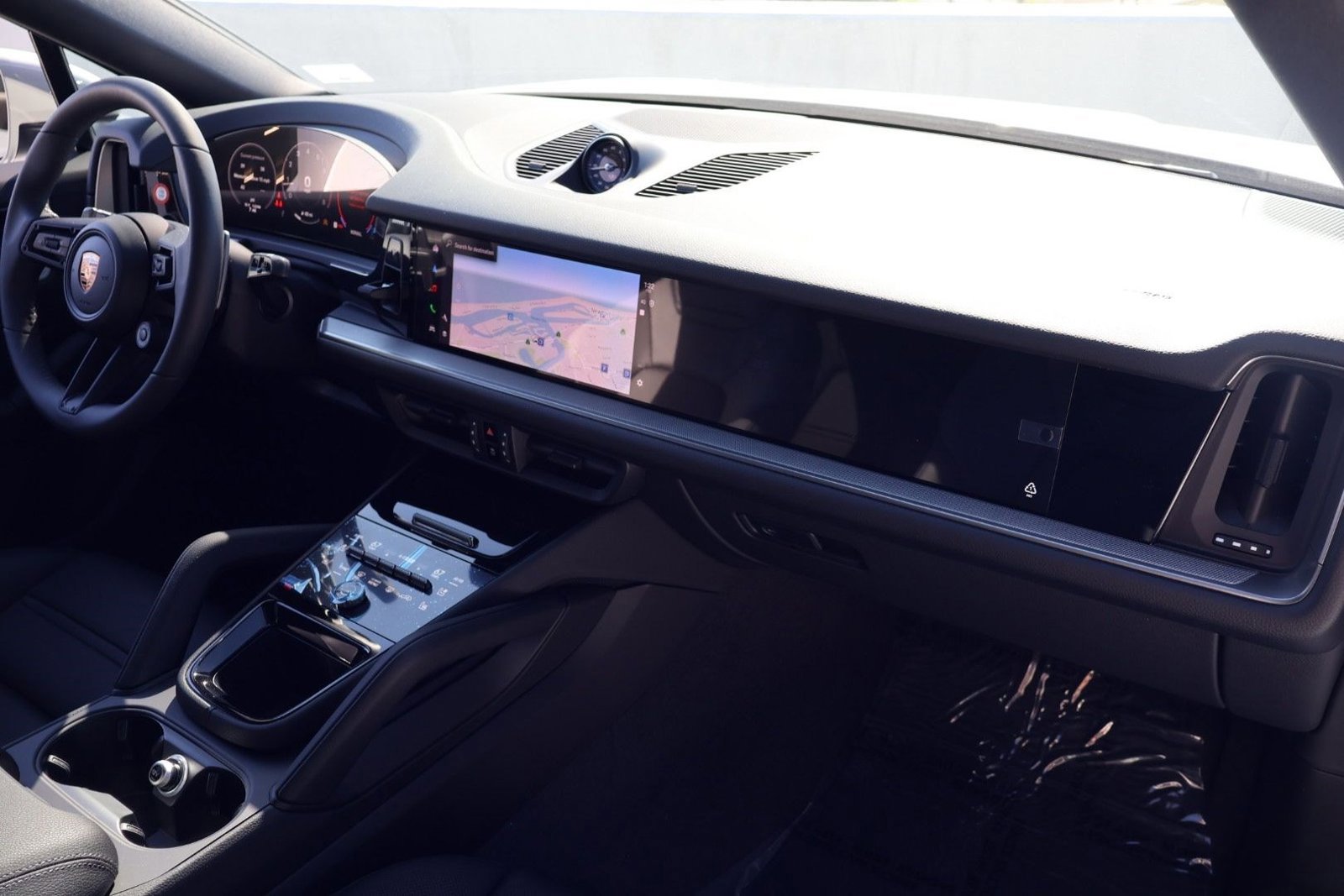 New 2026 Porsche Cayenne Coupe image 25