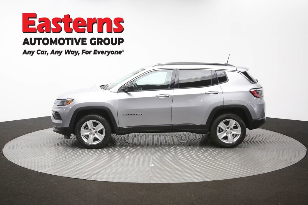 Used 2022 Jeep Compass Latitude w/ Convenience Group AWD/4WD image 59