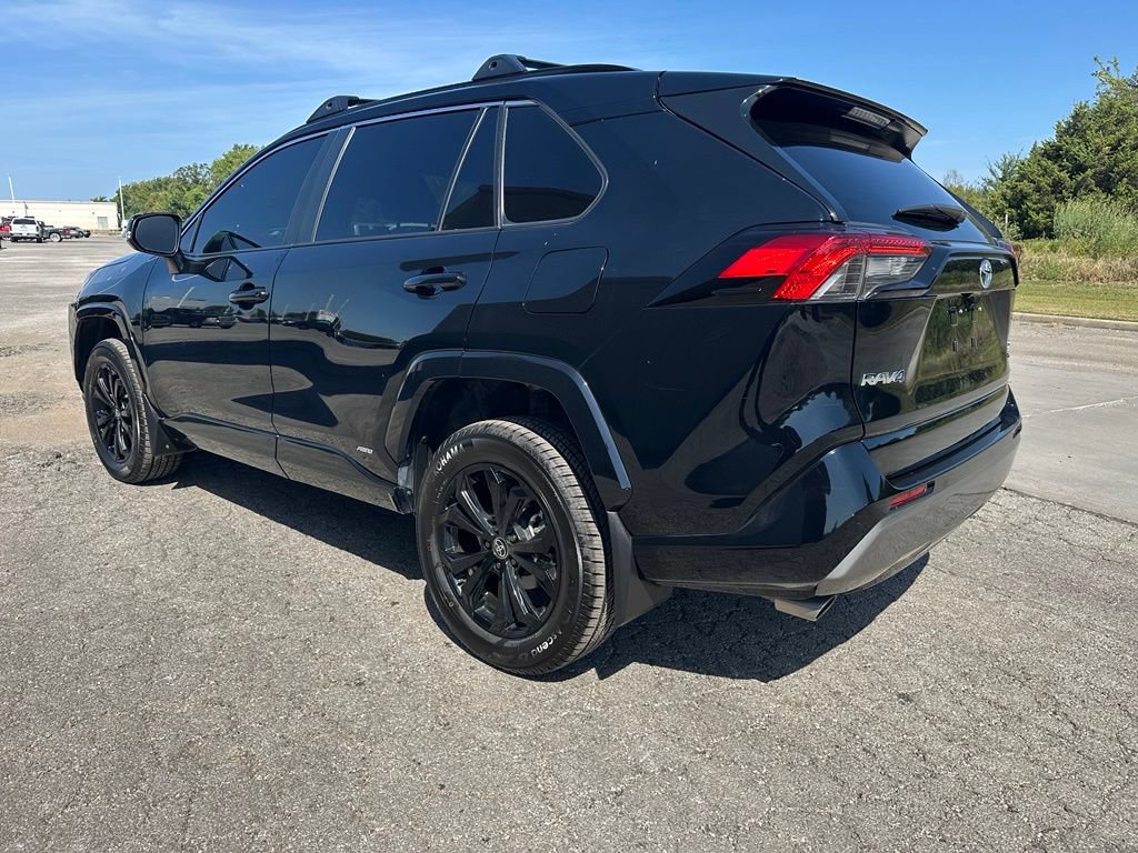 Used 2024 Toyota RAV4 SE AWD/4WD image 7