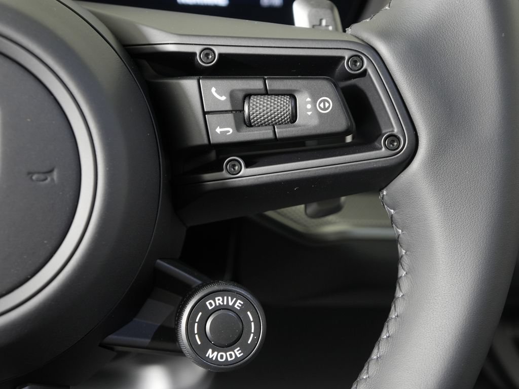 New 2026 Porsche Cayenne S AWD/4WD image 25
