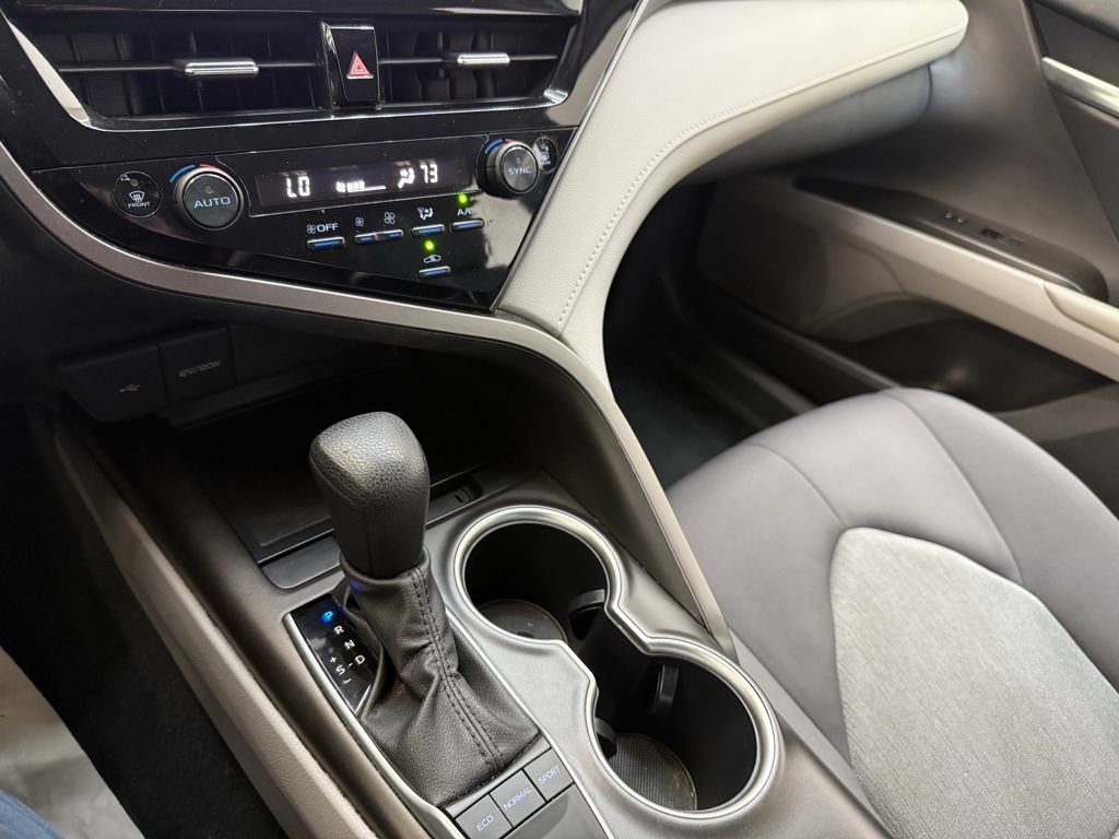 Used 2024 Toyota Camry LE image 15